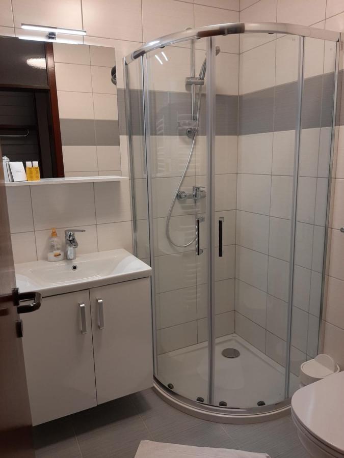 Gostilna Zolnir Hotell Kostanjevica na Krki Exteriör bild